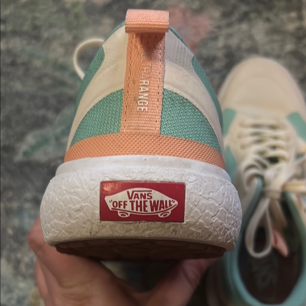 Vans Ultra Range in Cream Mint & Peach - Picture 4 of 6